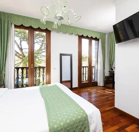 Cipro 3* ונציה - לידו