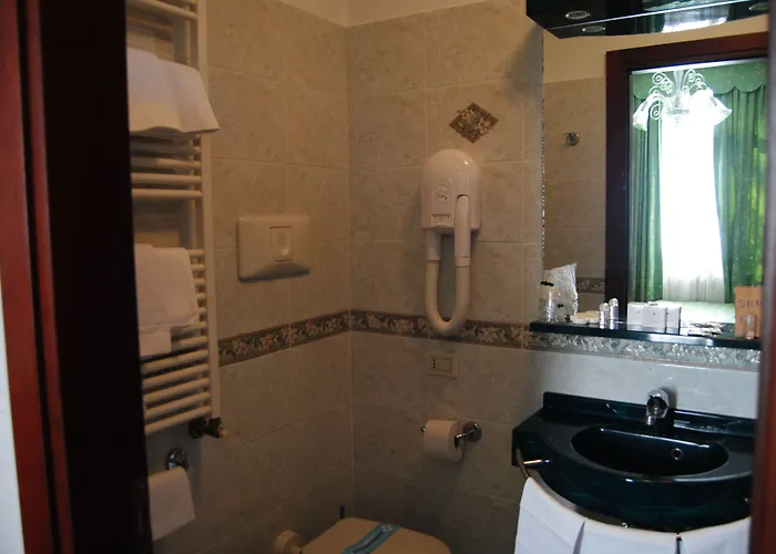 Cipro Hotel 3*
