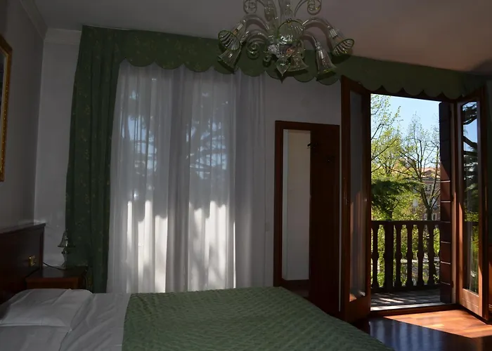 Cipro Hotel 3*